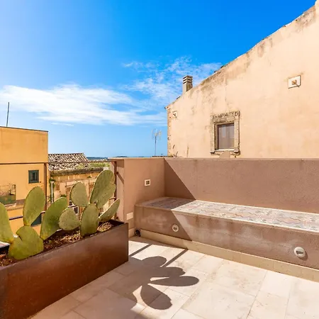 Charming Nest With Terrace By Wonderful Italy Apartment